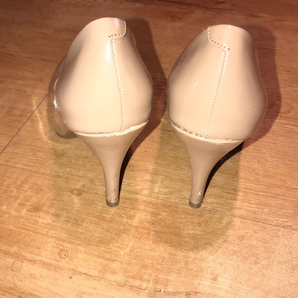 Mossimo for Target Tan Heels - Picture 4 of 6